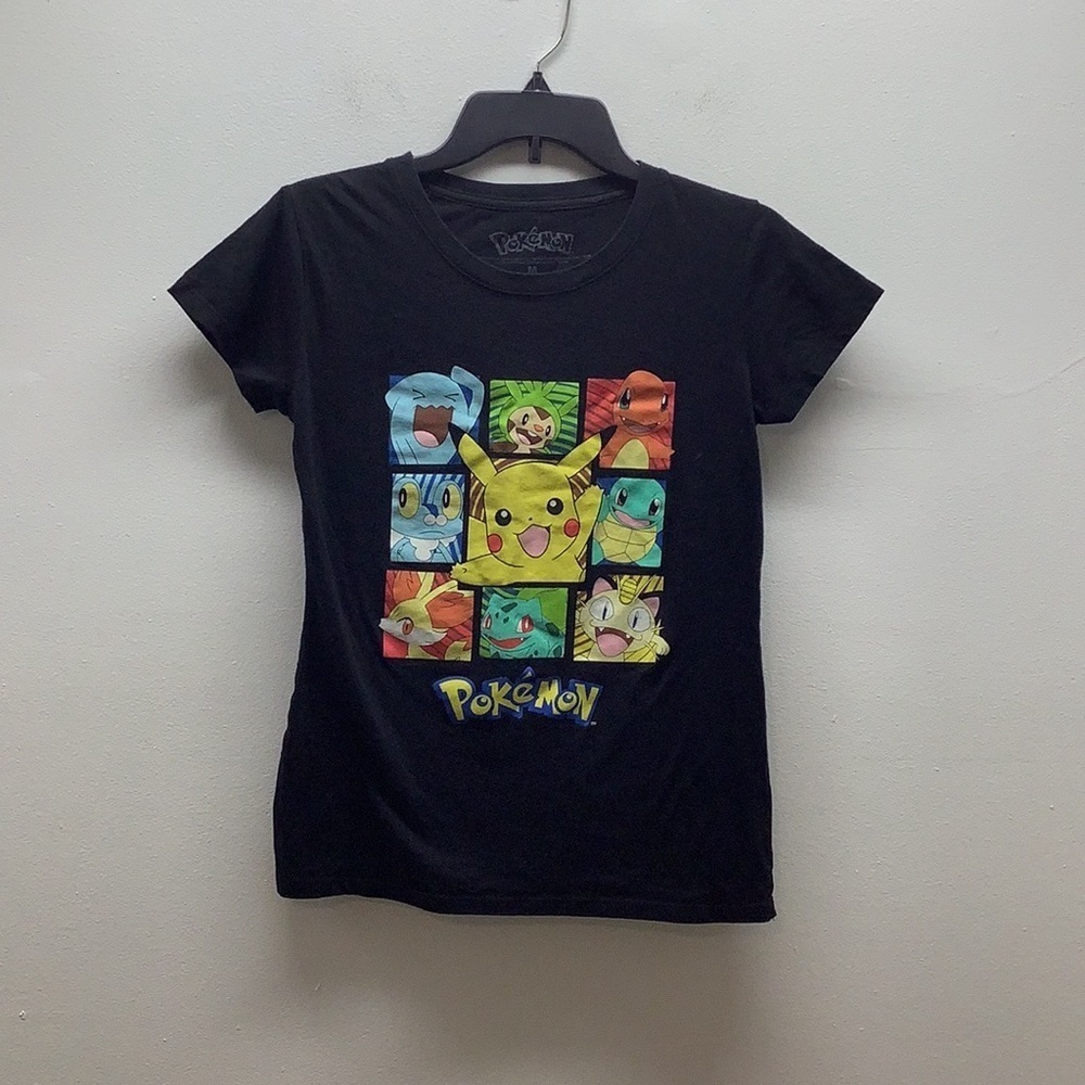 Pokemon Size Medium Kid’s Black Graphic T-Shirt. Preloved